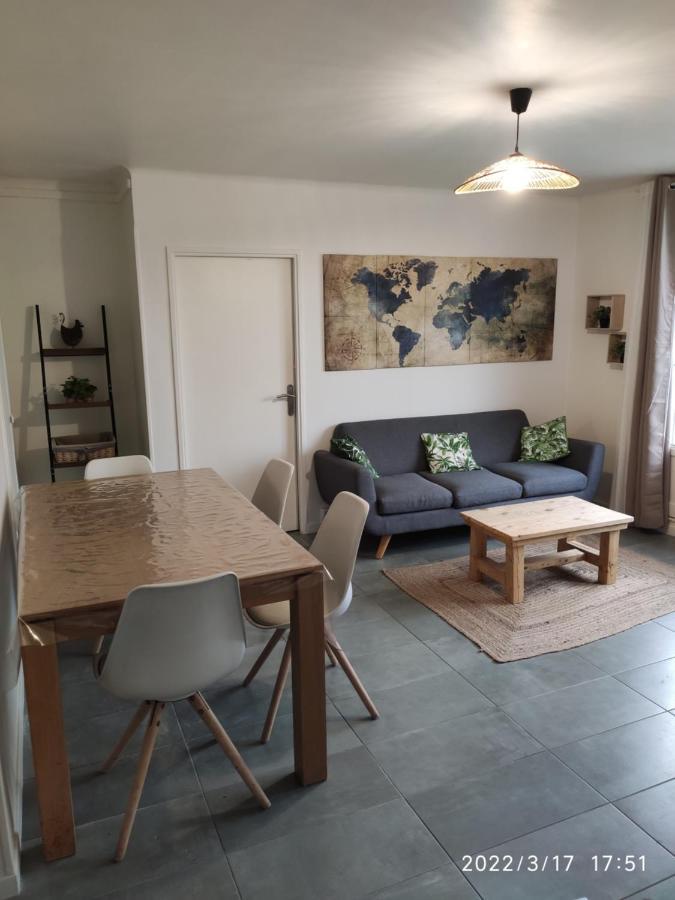 Les Tamaris Lägenhet Arles Exteriör bild